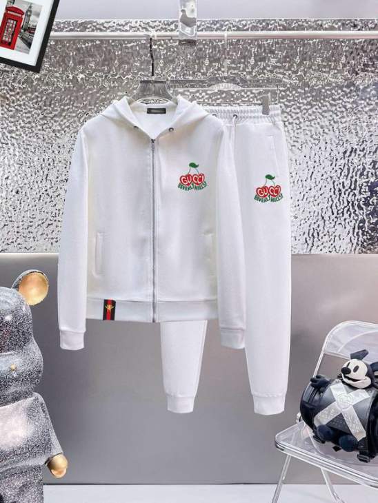 Picture of Gucci Sweater Suits _SKUGucciM-3XL12yr26439630